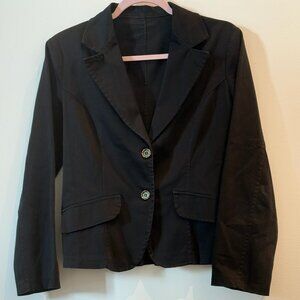 Italian fitted blazer with brown buttons